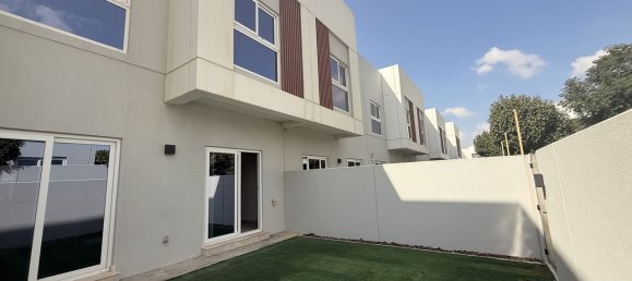 Moradia em banda T3 em Dubai Land, UAE N.º 120579 19