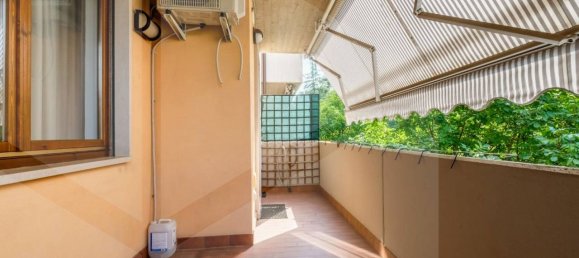 4 rooms Apartment in Verona, Italy No. 27963 8