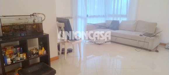 Apartamento de 3 divisões em Malnate, Italy N.º 265687 11