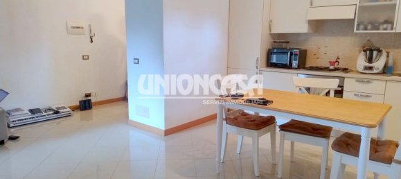 Apartamento de 3 divisões em Malnate, Italy N.º 265687 8