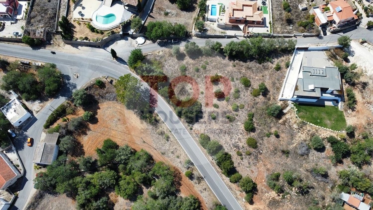 1500m² Land in Loule, Portugal No. 57986