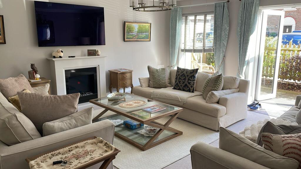 3 bedrooms Apartment in Tunbridge Wells, United Kingdom No. 10423