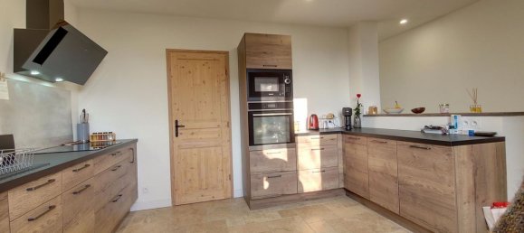 Casa de 3 dormitorios en Magny-Montarlot, France No. 190518 14