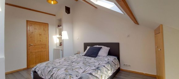 Casa de 3 dormitorios en Magny-Montarlot, France No. 190518 8