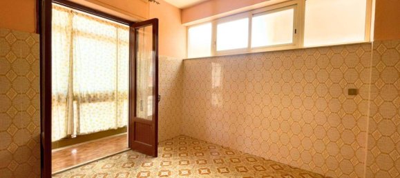 2 bedrooms Apartment in Palermo, Italy No. 86524 9