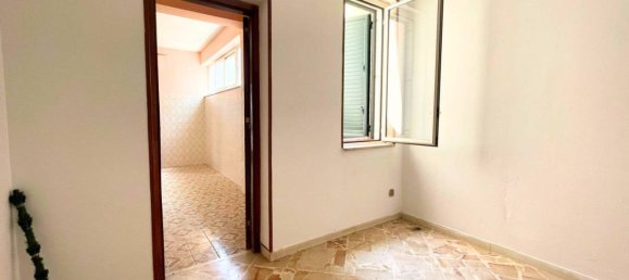 2 bedrooms Apartment in Palermo, Italy No. 86524 8