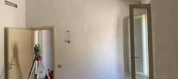 2 rooms Apartment in Ferrara, Italy No. 19594 14