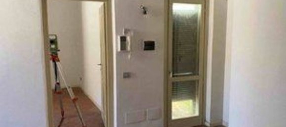 2 rooms Apartment in Ferrara, Italy No. 19594 16