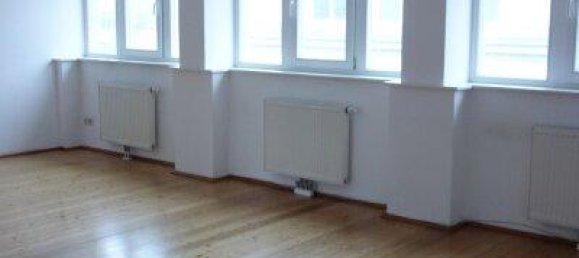 Квартира с 2 комнатами в Зиммеринг, Австрия № 144860 3