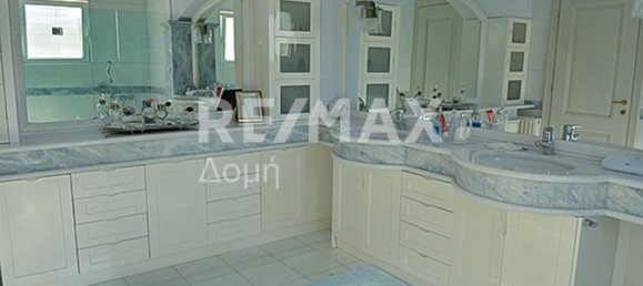 4 bedrooms Property in Volos, Greece No. 734 11