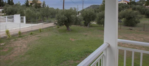 4 bedrooms Commercial property in Loutraki, Greece No. 6610 8