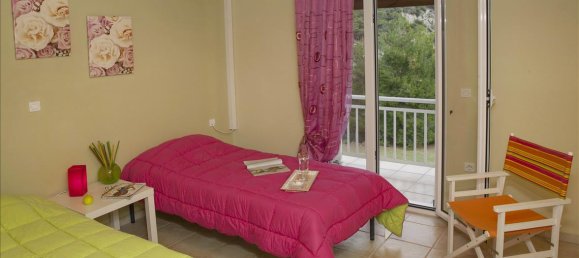 4 bedrooms Commercial property in Loutraki, Greece No. 6610 10