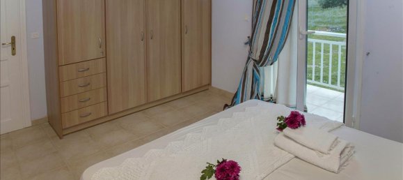 4 bedrooms Commercial property in Loutraki, Greece No. 6610 6