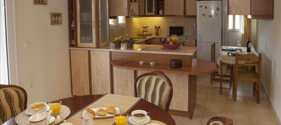 4 bedrooms Commercial property in Loutraki, Greece No. 6610 12