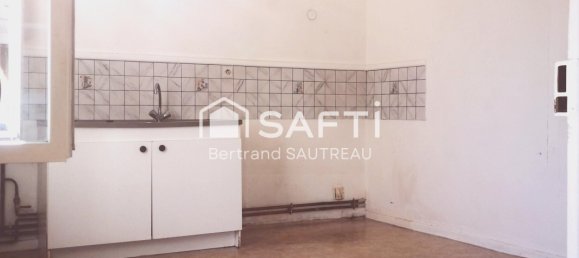 2 bedrooms House in Saint-Mard, France No. 242027 4