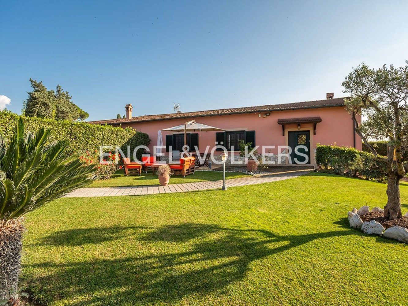 3-Zimmer Villa in Rome, Italy, Nr. 102901