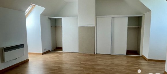 Casa de 3 dormitorios en Sains-en-Amienois, France No. 80838 4