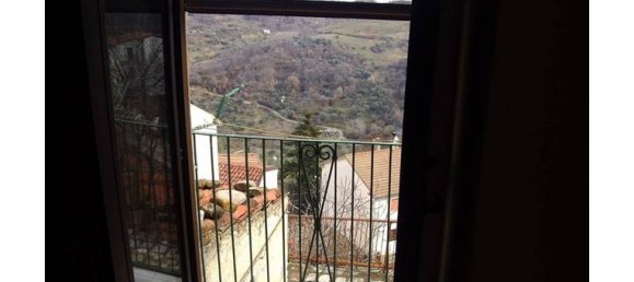 2-salle Maison à Accettura, Italy No. 255133 5