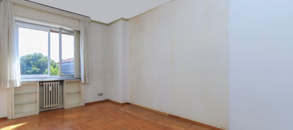 4 Schlafzimmer Wohnung in Milan, Italy, Nr. 362653 8