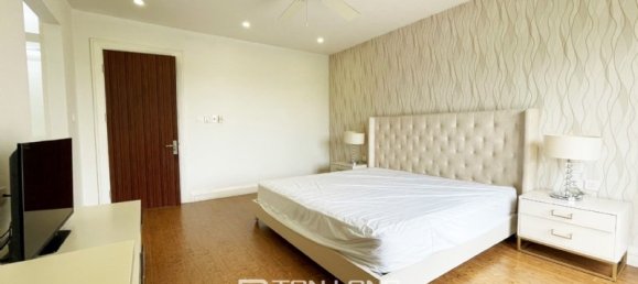 4 Schlafzimmer Villa in Long Bien, Vietnam, Nr. 743 4