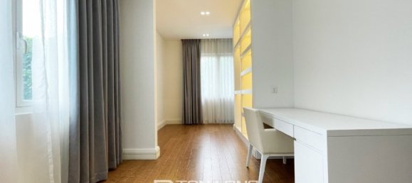 4 Schlafzimmer Villa in Long Bien, Vietnam, Nr. 743 11