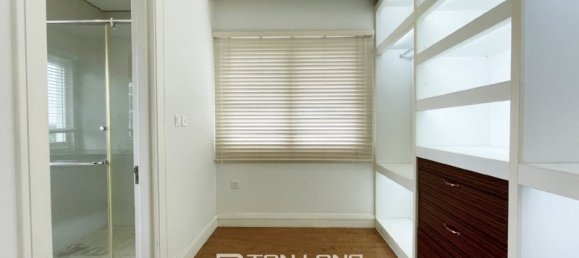 4 Schlafzimmer Villa in Long Bien, Vietnam, Nr. 743 3