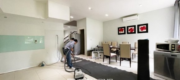 4 Schlafzimmer Villa in Long Bien, Vietnam, Nr. 743 16