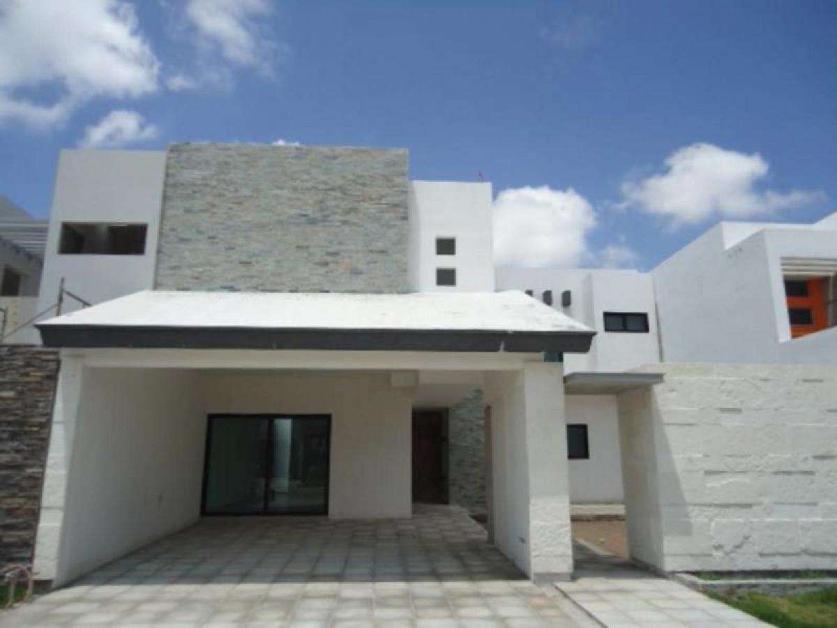 3 bedrooms House in Playa Vicente, Mexico No. 187563