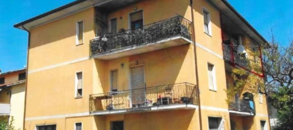 2 Schlafzimmer Wohnung in Montopoli in Val d'Arno, Italy, Nr. 374729 2