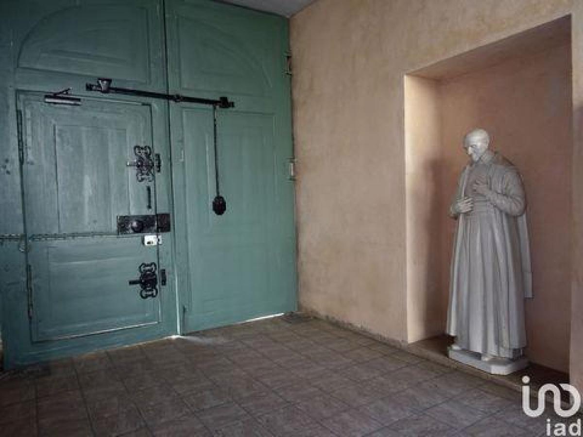 Кондоминиум  с 2 спальнями в Фонтенбло, Франция № 33502