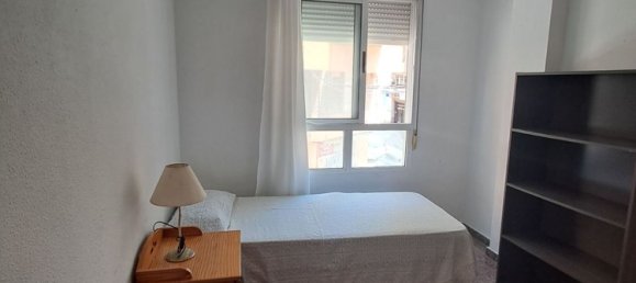 4 bedrooms Apartment in Alicante, Spain No. 155210 11