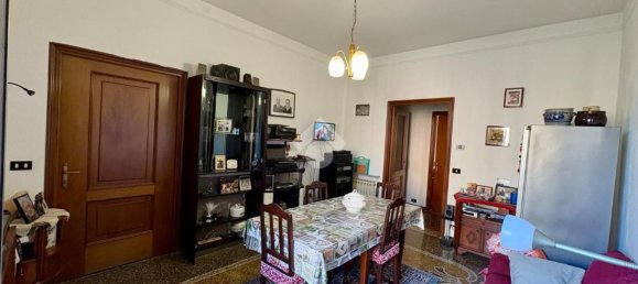 5 rooms Apartment in Genoa, Italy No. 120001 3