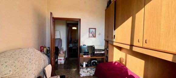 5 rooms Apartment in Genoa, Italy No. 120001 10