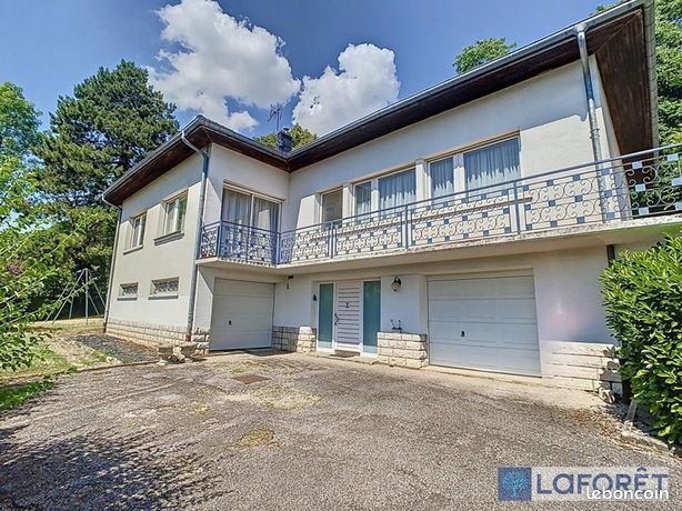 3 bedrooms House in Bourbonne-les-Bains, France No. 301678