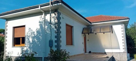 2 Schlafzimmer Villa in Busto Arsizio, Italy, Nr. 8965 2