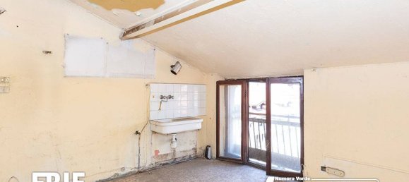 3 bedrooms Apartment in Legnano, Italy No. 363755 9