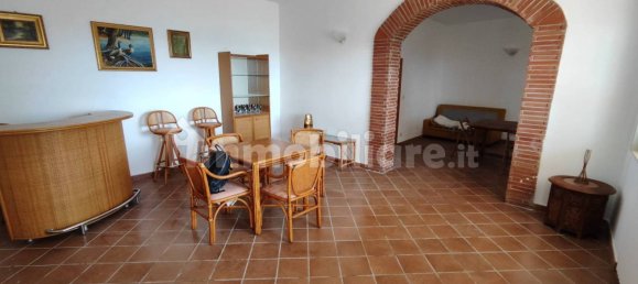 Casa de 2 dormitorios en Enna, Italy No. 351538 3