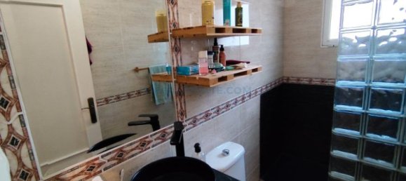 Apartamento de 2 dormitorios en Torrevieja, Spain No. 100705 21