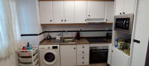Apartamento de 2 dormitorios en Torrevieja, Spain No. 100705 6