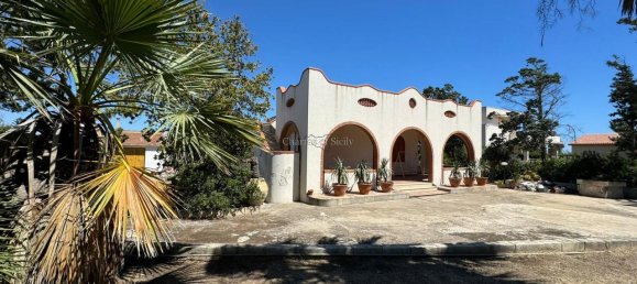 4 rooms Villa in Noto, Italy No. 227377 11