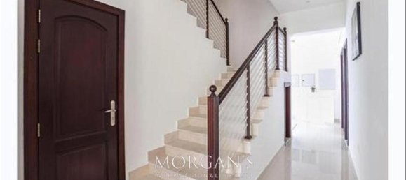 Moradia em banda T4 em Al Furjan, UAE N.º 42303 7