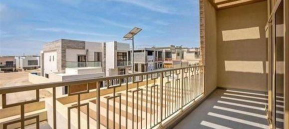 Moradia em banda T4 em Al Furjan, UAE N.º 42303 88