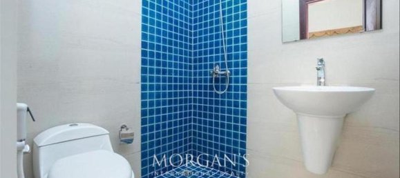 Moradia em banda T4 em Al Furjan, UAE N.º 42303 32