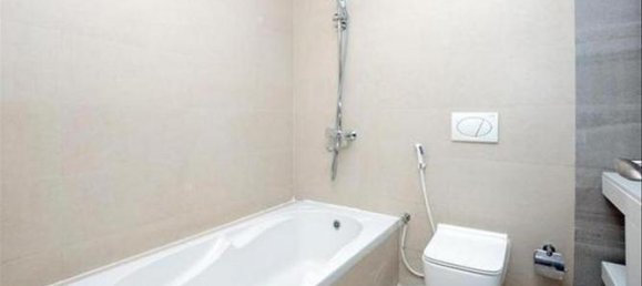 Moradia em banda T4 em Al Furjan, UAE N.º 42303 80