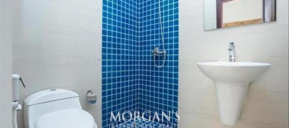 Moradia em banda T4 em Al Furjan, UAE N.º 42303 55