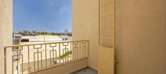 Moradia em banda T4 em Al Furjan, UAE N.º 42303 87