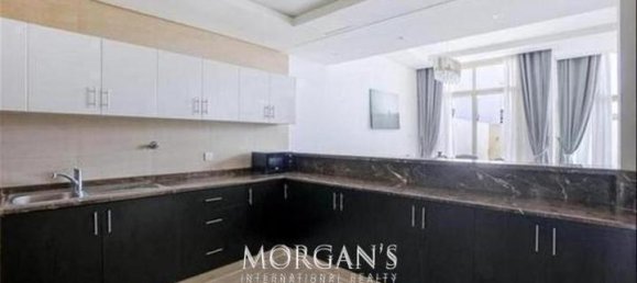 Moradia em banda T4 em Al Furjan, UAE N.º 42303 52