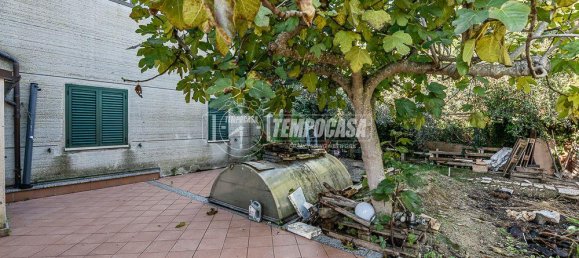 Дом с 5 комнатами в Сироло, Италия № 7328 10