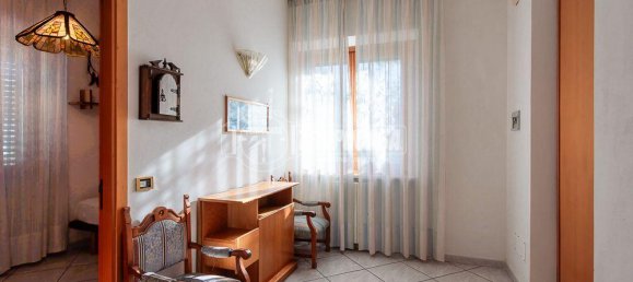 Дом с 5 комнатами в Сироло, Италия № 7328 36