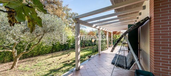 Дом с 5 комнатами в Сироло, Италия № 7328 4